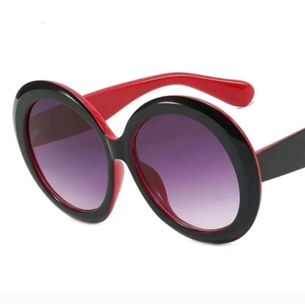 High Quality Oversized Chunky Retro Red  And Black Sunglasses